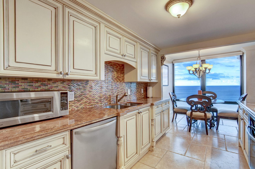 250 S Ocean Boulevard - Photo 13