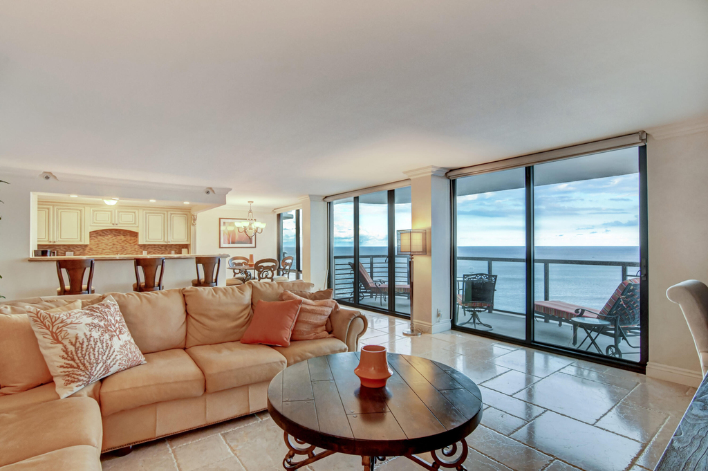250 S Ocean Boulevard - Photo 4