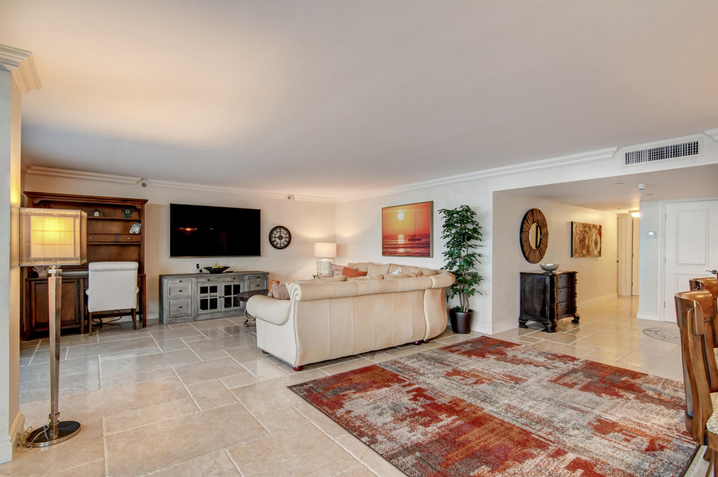 250 S Ocean Boulevard - Photo 7