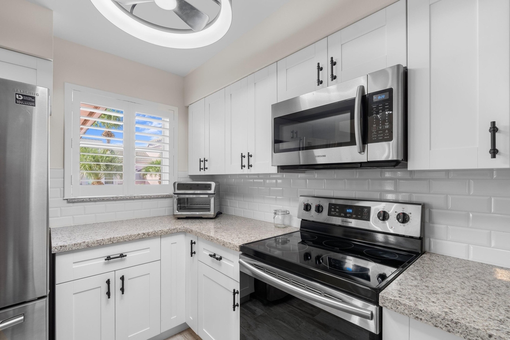 3108 Fairway Drive N - Photo 12