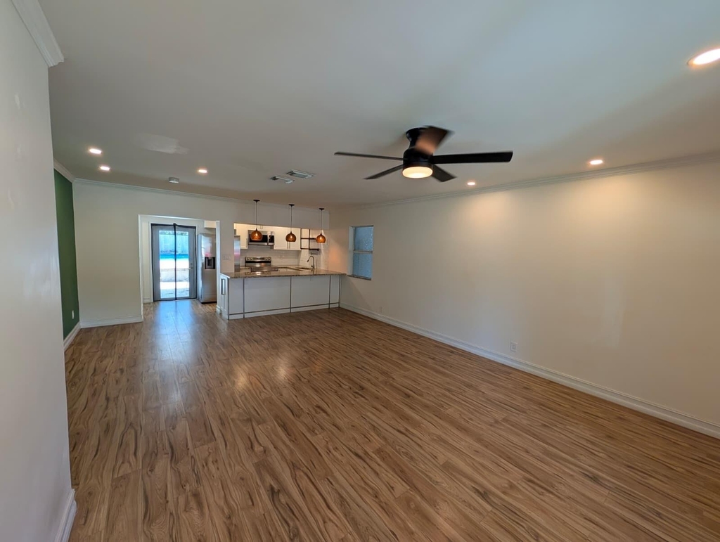 1629 Nw 5th Avenue - Photo 33
