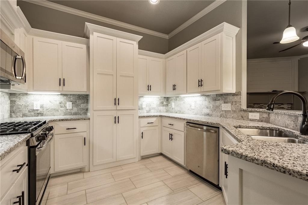 12036 Sw 17th Street - Photo 5