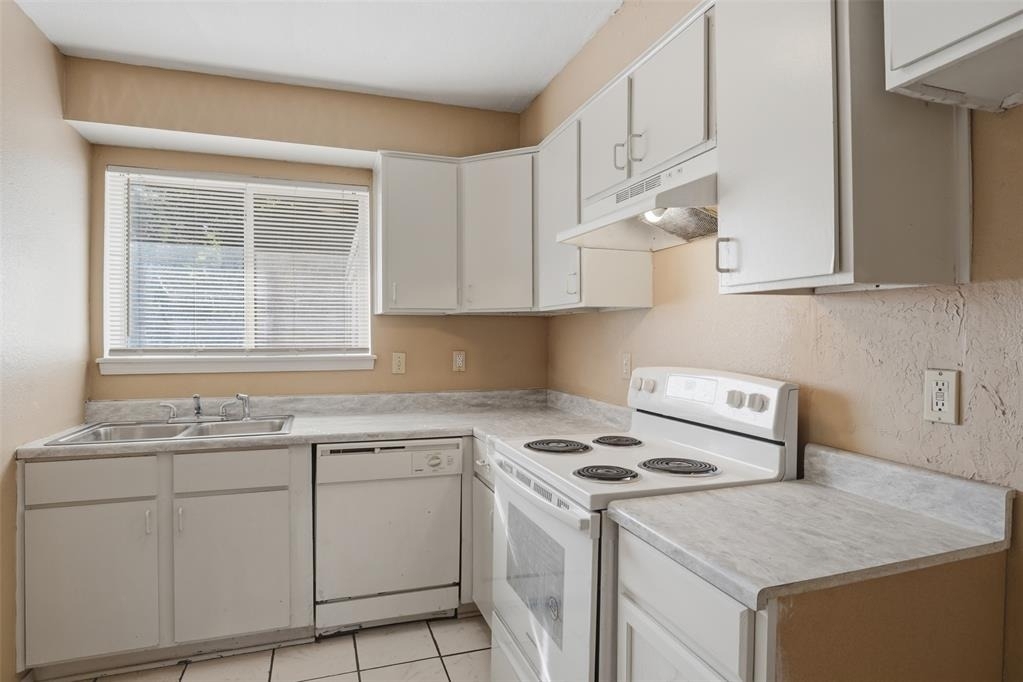 1628 Claudia Drive - Photo 13