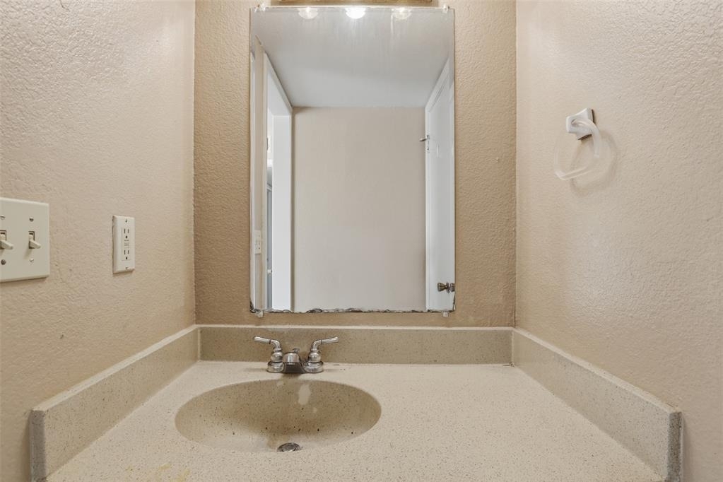 1628 Claudia Drive - Photo 21