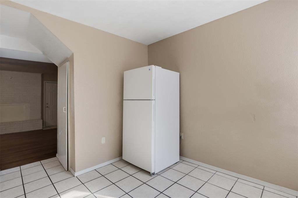1628 Claudia Drive - Photo 6