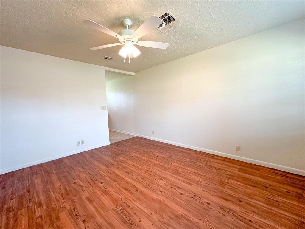 833 Owl Street - Photo 3