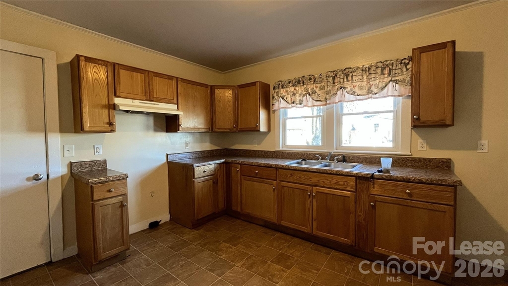 2621 Dr Carver Road - Photo 9