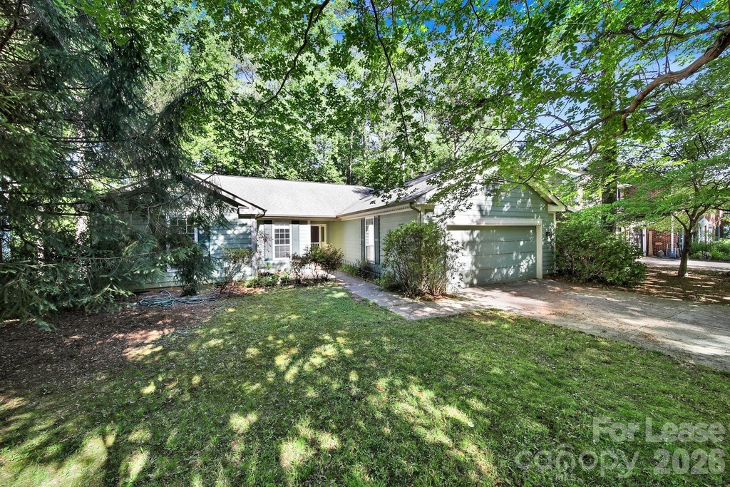 3421 Crescent Knoll Drive - Photo 0