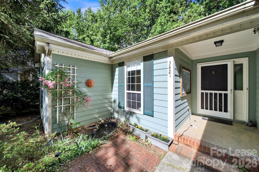 3421 Crescent Knoll Drive - Photo 28