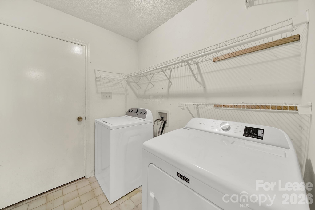 3421 Crescent Knoll Drive - Photo 6