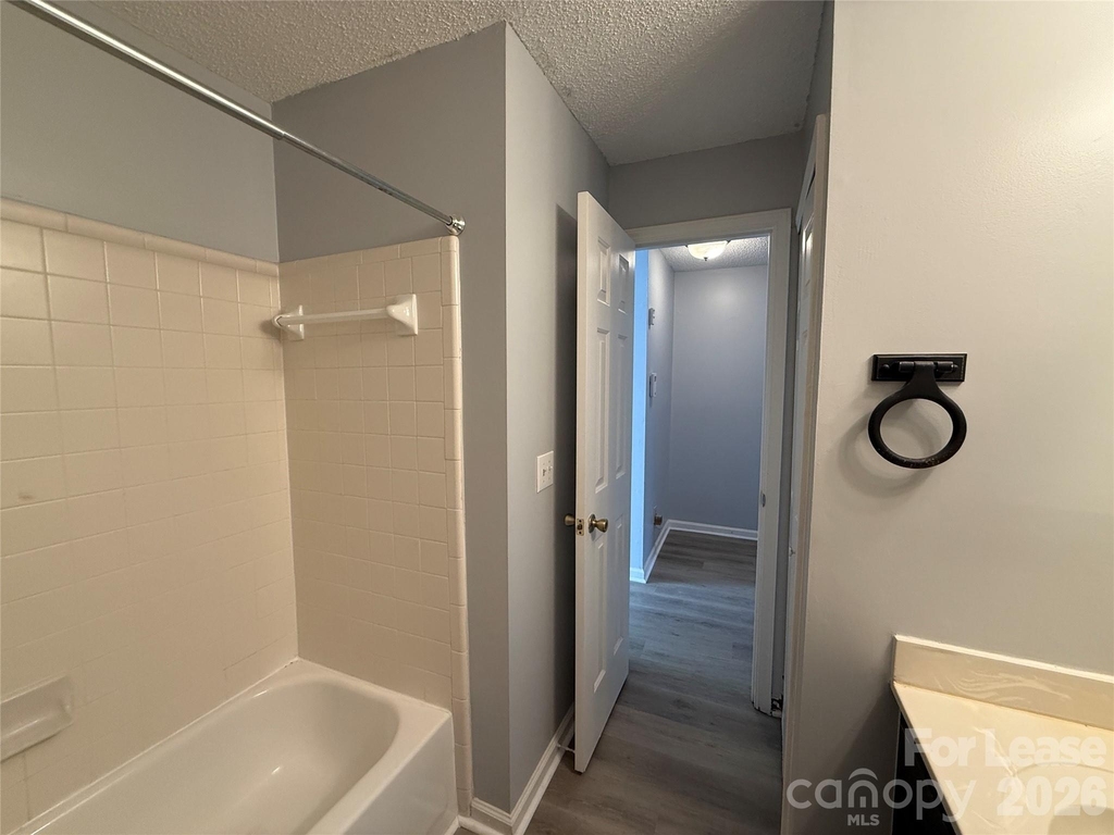 726 Southwest Drive - Photo 11