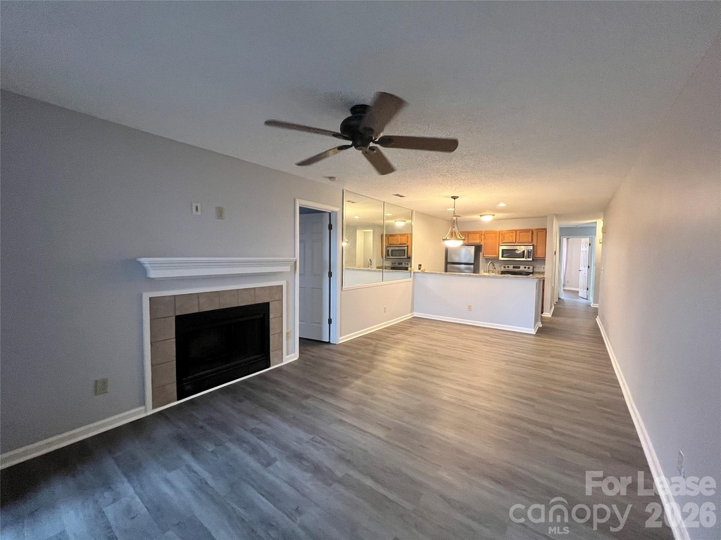 726 Southwest Drive - Photo 15
