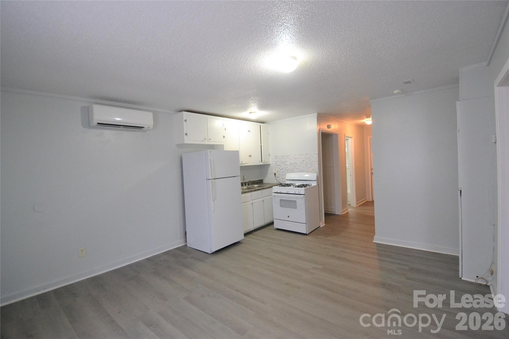 1009 Plymouth Street - Photo 11