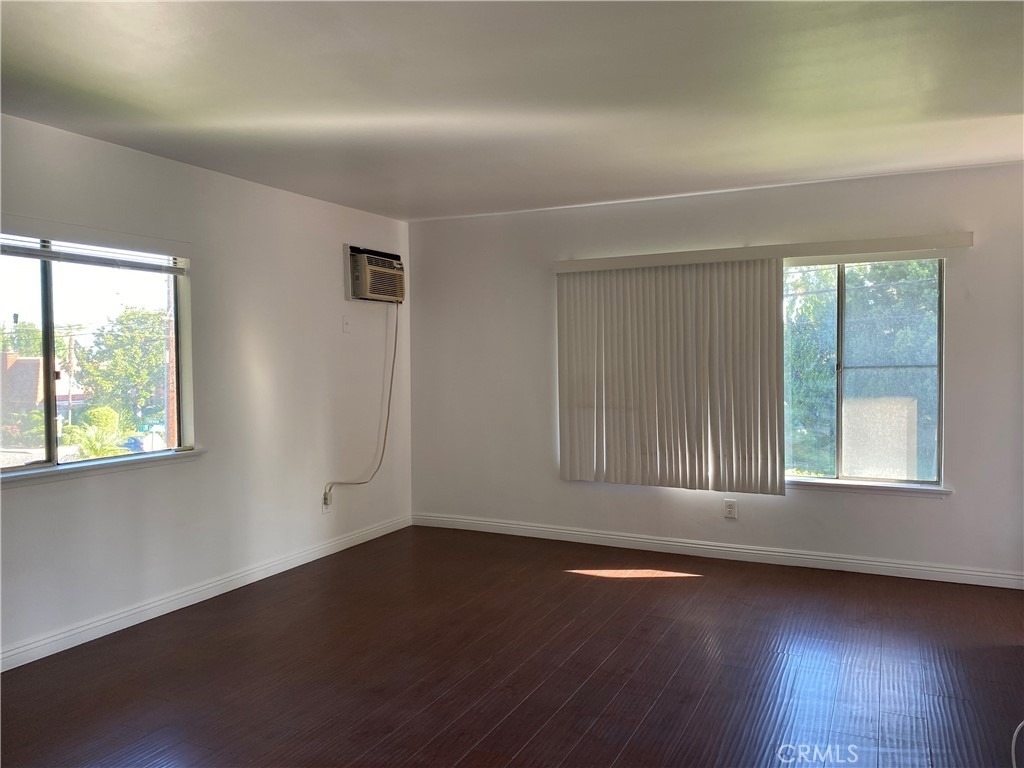 503 Fairview - Photo 5