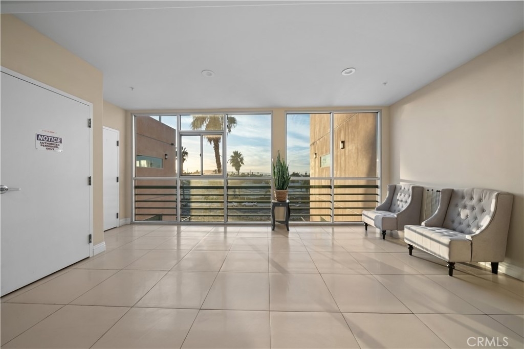 1598 Long Beach - Photo 28
