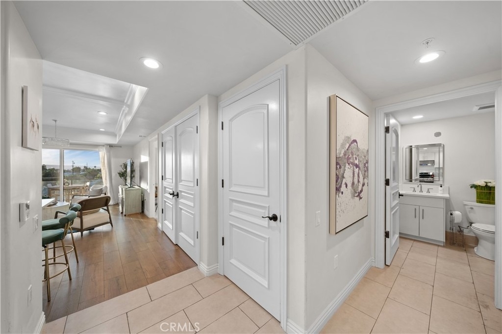 1598 Long Beach - Photo 8