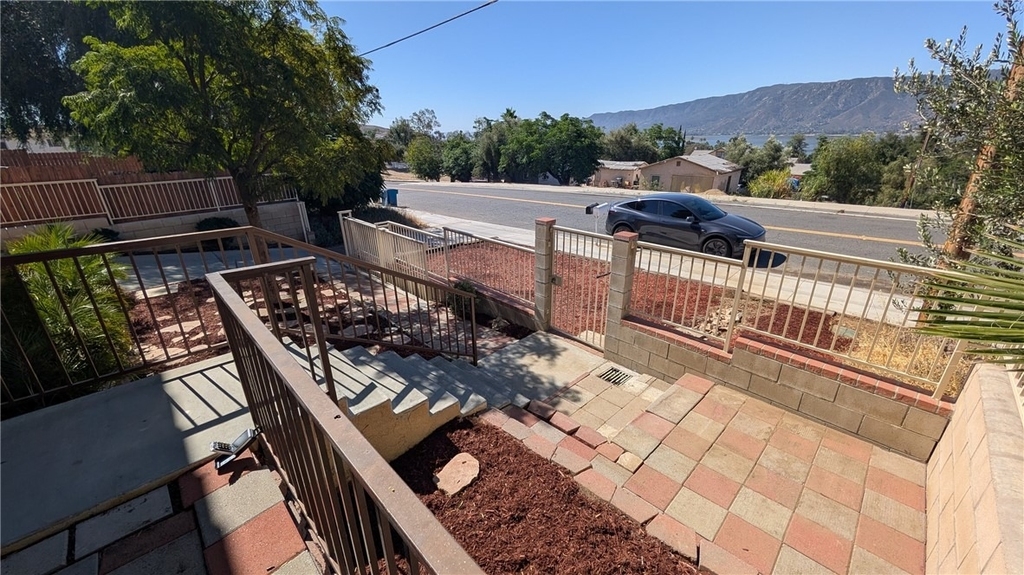 905 W Sumner - Photo 11
