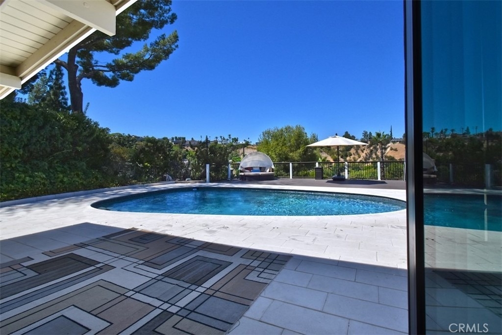 4347 Coronet Drive - Photo 32