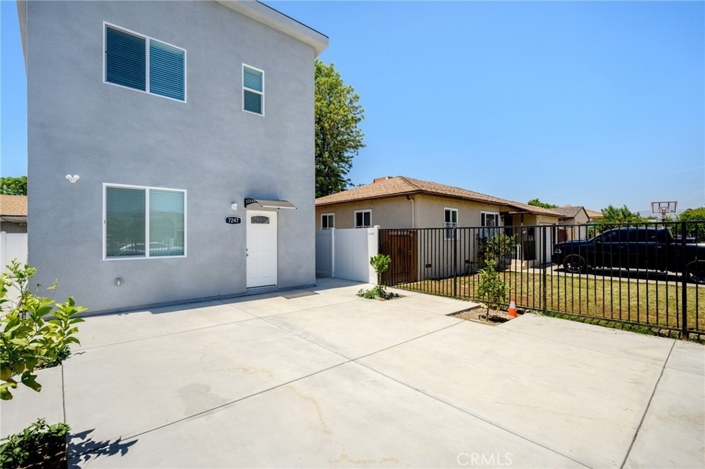 7247 Cleon Avenue - Photo 0