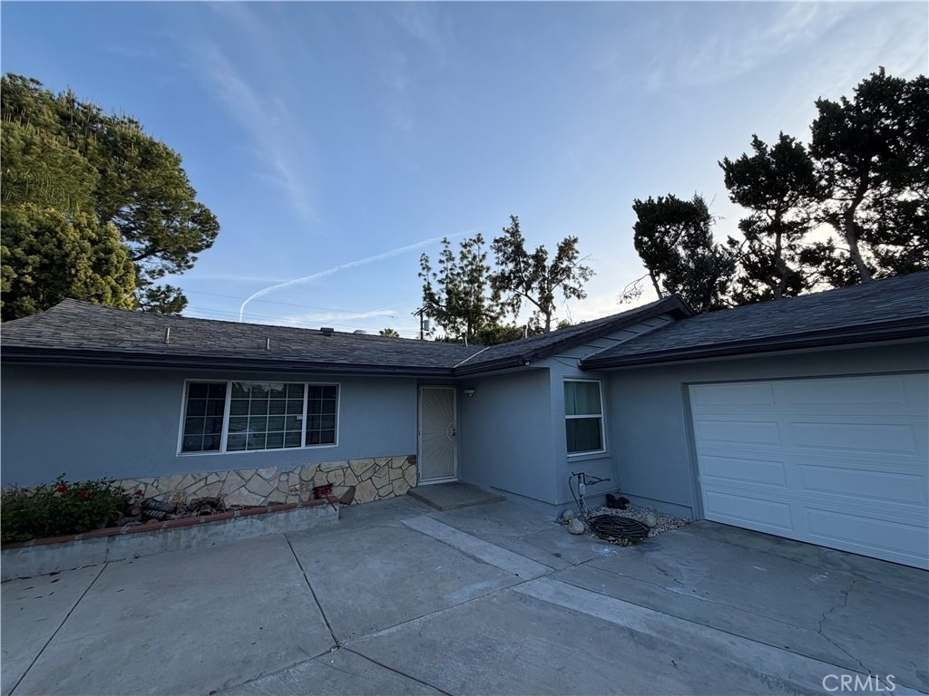 18815 Arminta - Photo 1