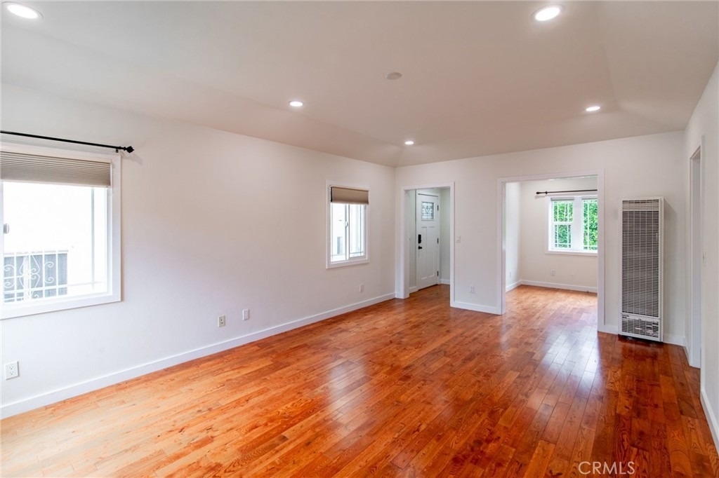1418 Ellsmere Avenue - Photo 5