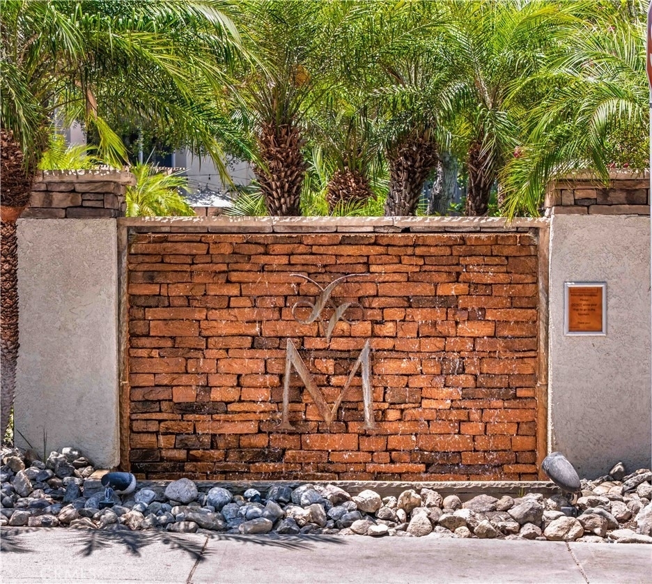 5520 Owensmouth - Photo 0