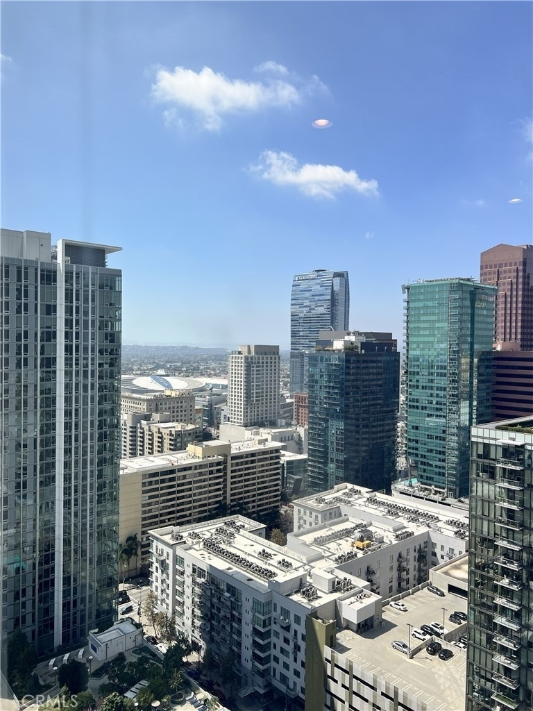 801 S Grand - Photo 12