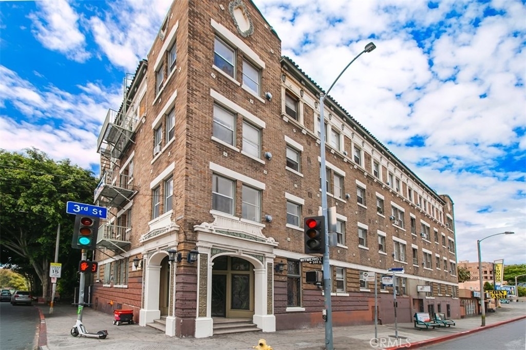 301 Witmer Street - Photo 0
