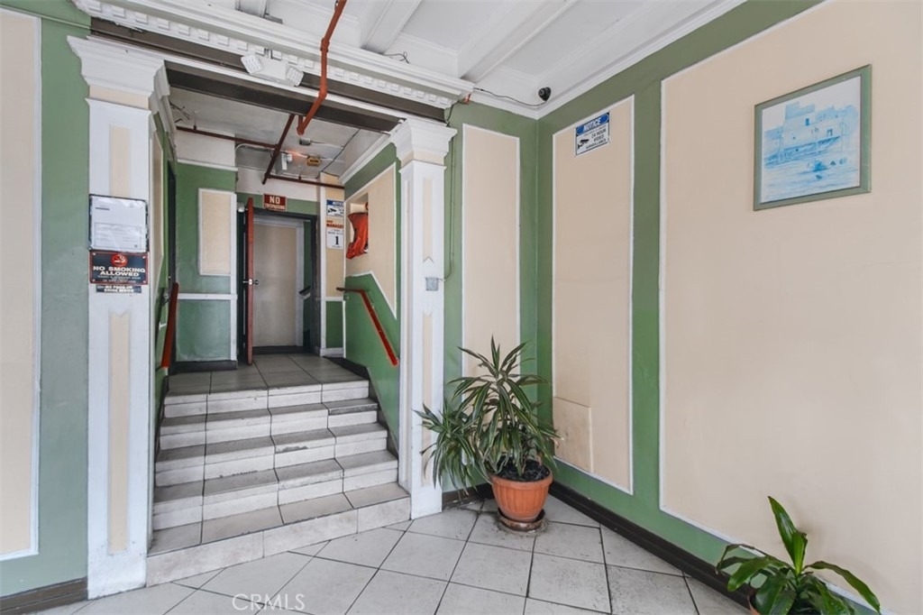 301 Witmer Street - Photo 2
