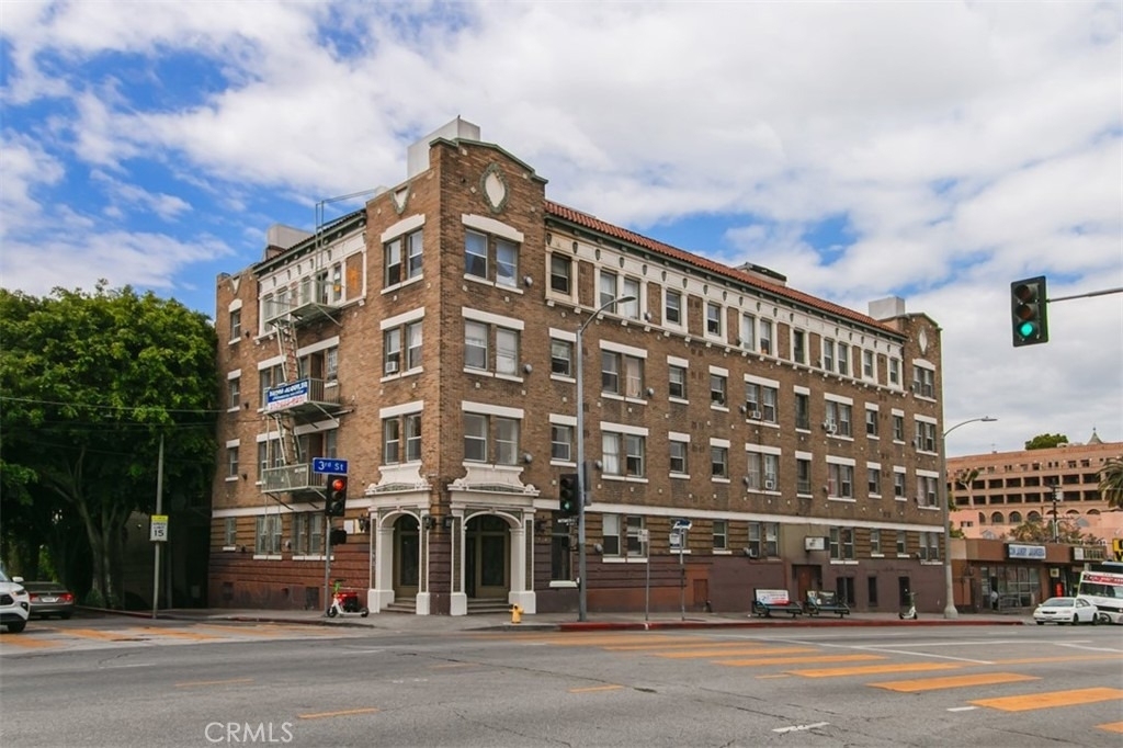 301 Witmer Street - Photo 1