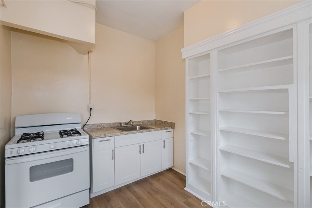 301 Witmer Street - Photo 7