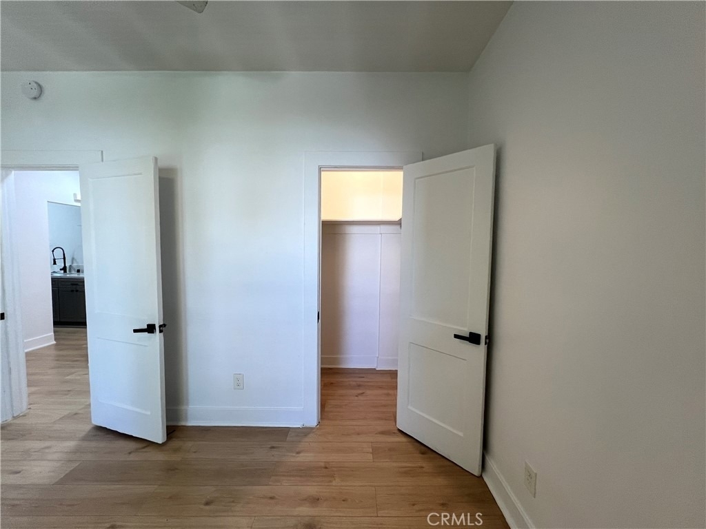1557 W 36th Place - Photo 17