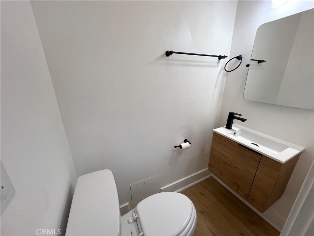 1557 W 36th Place - Photo 12