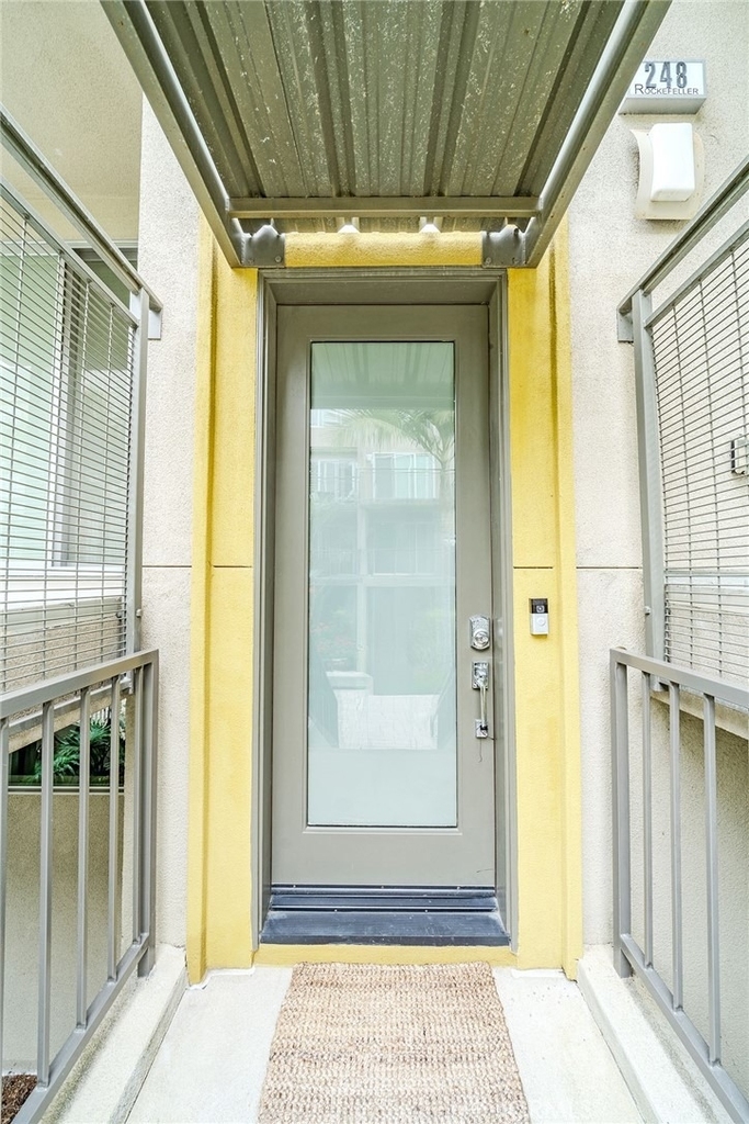 248 Rockefeller - Photo 5