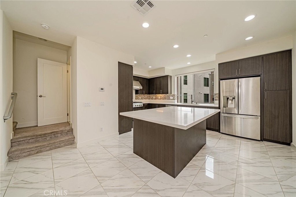 248 Rockefeller - Photo 4