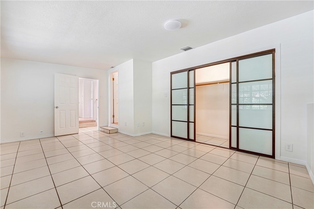 14323 Califa - Photo 9