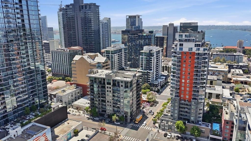 1494 Union Street - Photo 37
