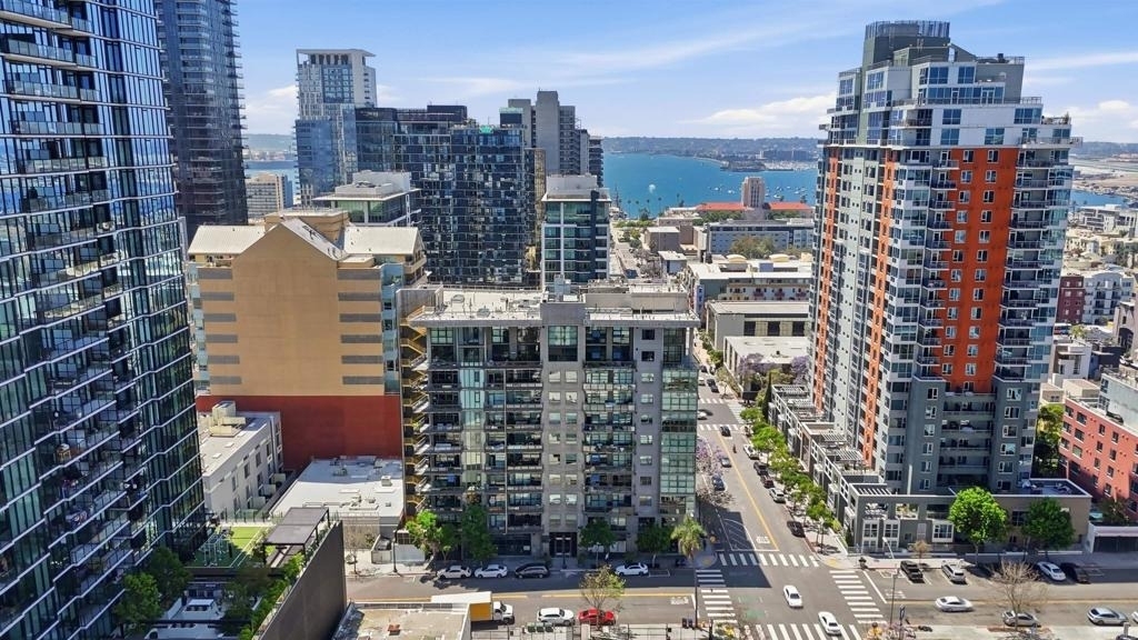 1494 Union Street - Photo 2