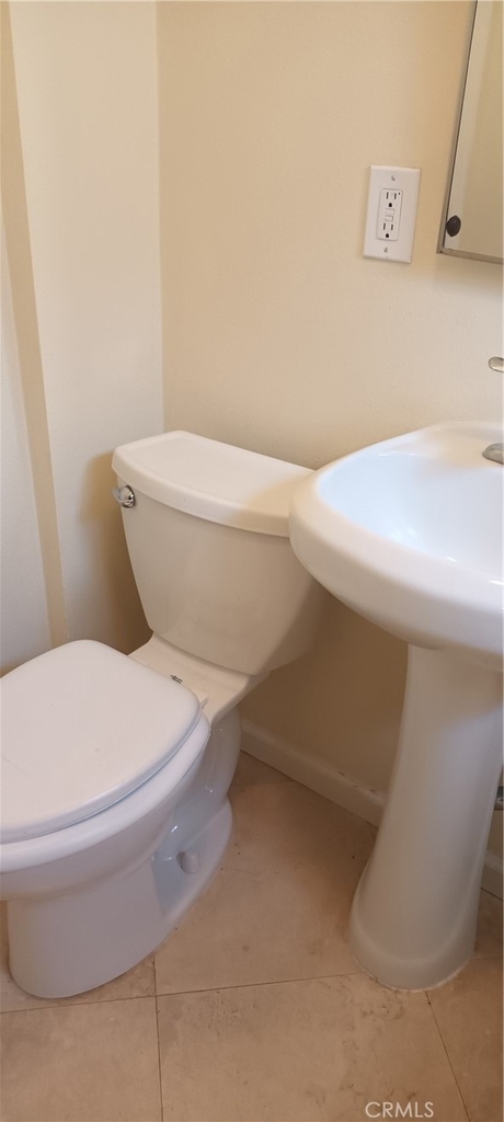1513 1/2 E Ocean Avenue - Photo 7