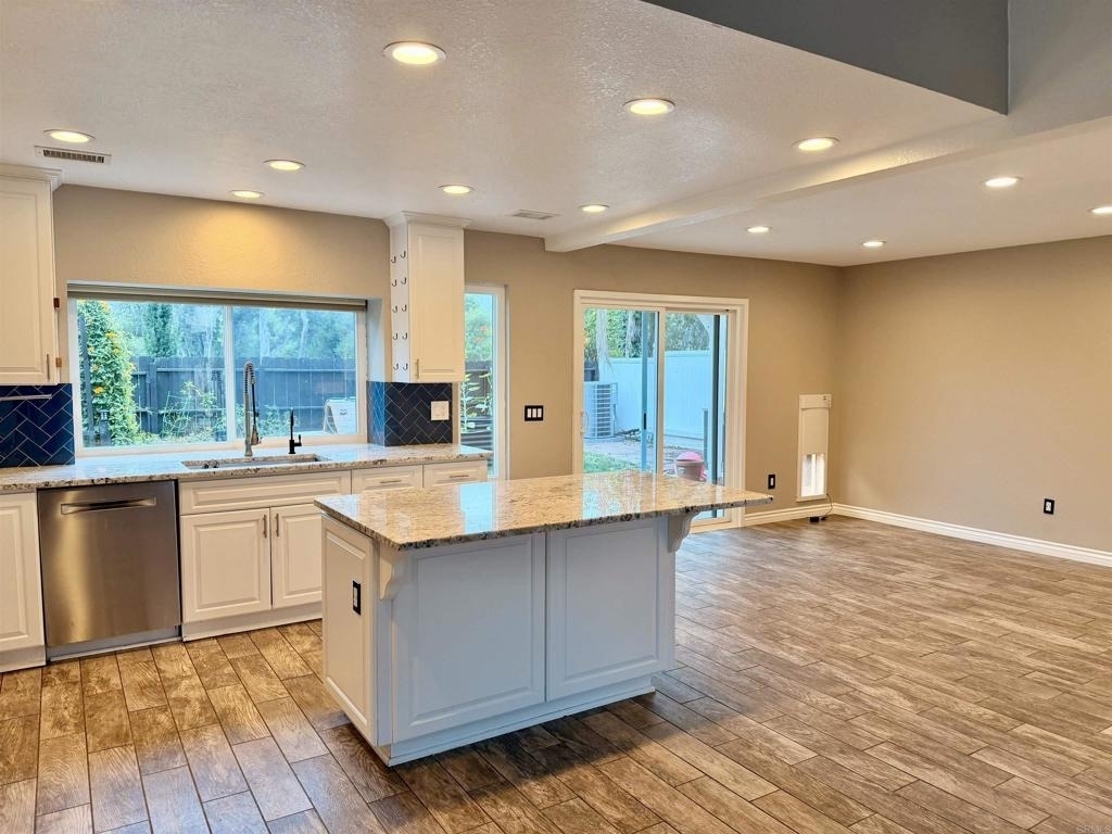 2307 Fair Oak Court - Photo 3