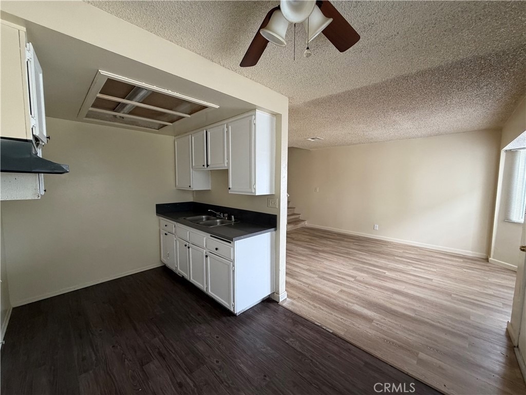 7947 Garfield - Photo 11