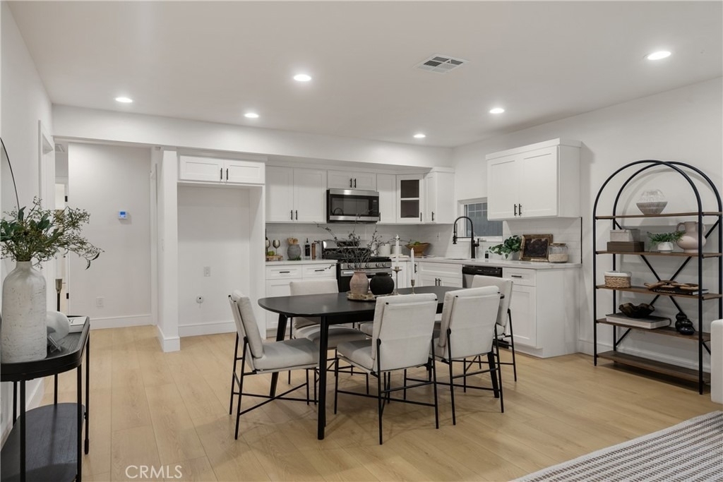 2706 S Cochran Street - Photo 6