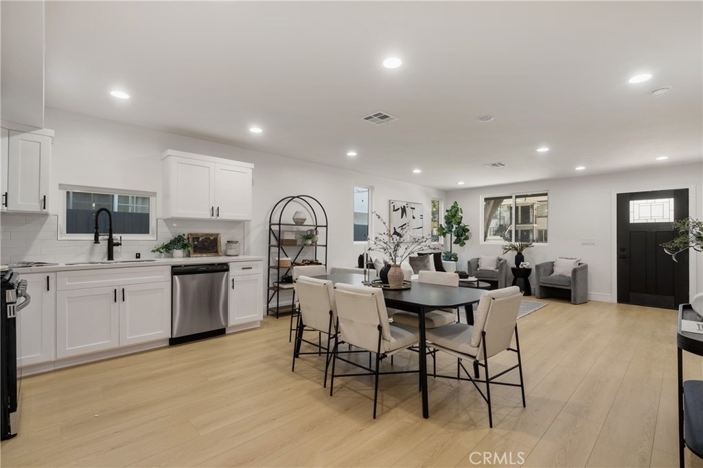 2706 S Cochran Street - Photo 8