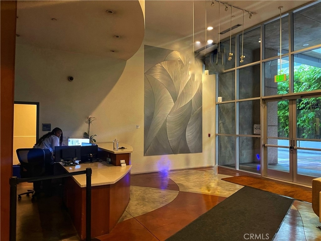 801 S Grand - Photo 7