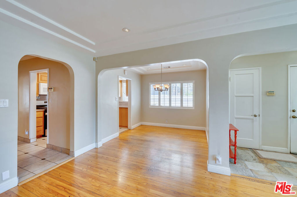 6335 W 85th Place - Photo 4