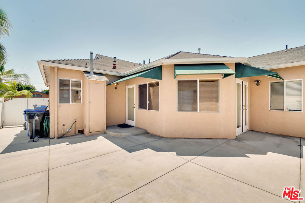 6335 W 85th Place - Photo 18