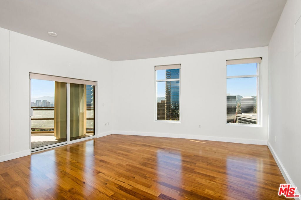 1 W Century Drive - Photo 8