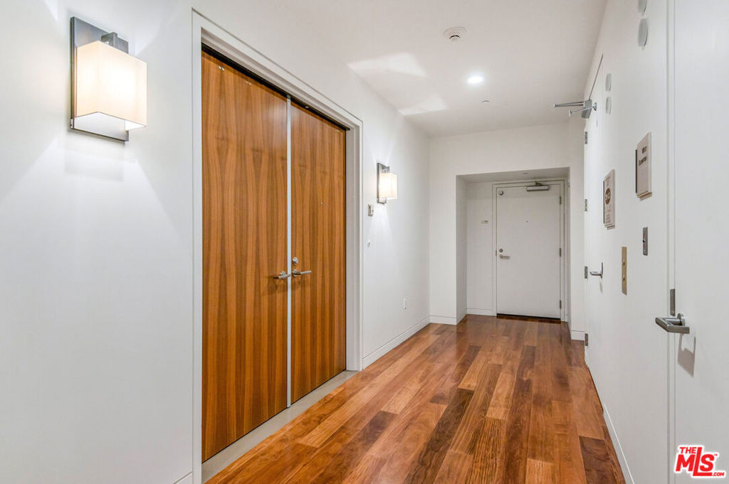 1 W Century Drive - Photo 2