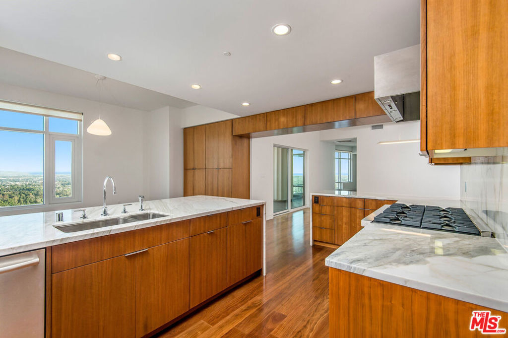 1 W Century Drive - Photo 8