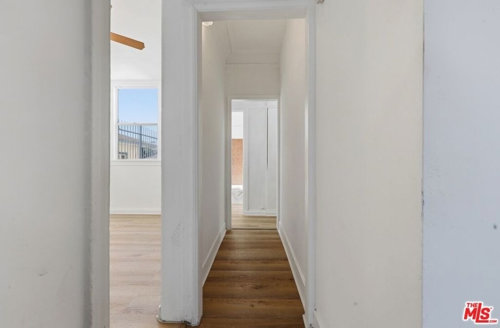 1021 N Mariposa Avenue - Photo 17